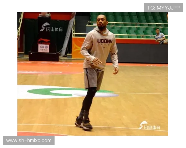 王娜独家分享网球心得与技巧助你提升球技的秘诀与经验